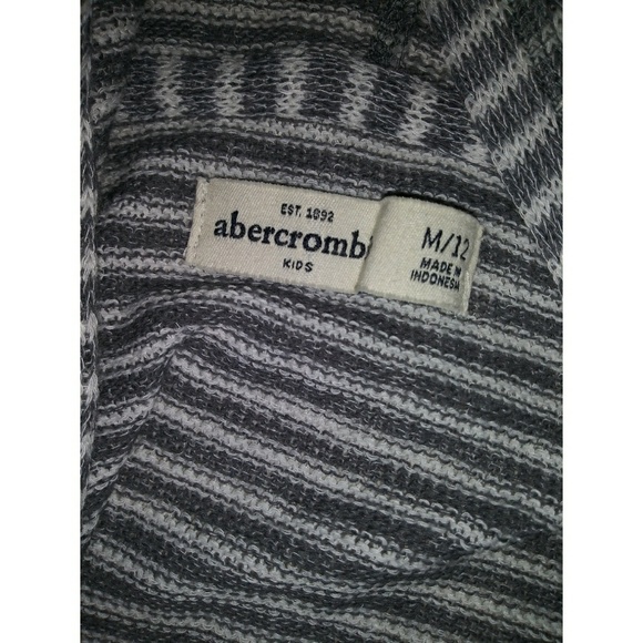 Abercrombie Kid Open Face Grey Stripped Sweater M - Picture 5 of 6